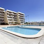 Ramos Palmeira Gale: Beachside With Pool And Smart Amenities *