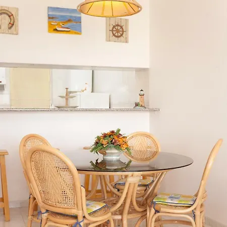 Ramos Palmeira Gale: Beachside With Pool And Smart Amenities *