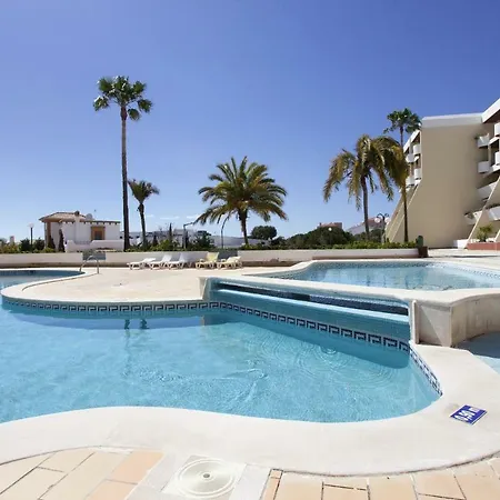 Ramos Palmeira Gale: Beachside With Pool And Smart Amenities Albufeira